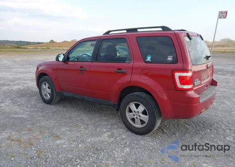 2010 Ford Escape Xlt из США, поврежденный, VIN 1FMCU0D71AKC61390